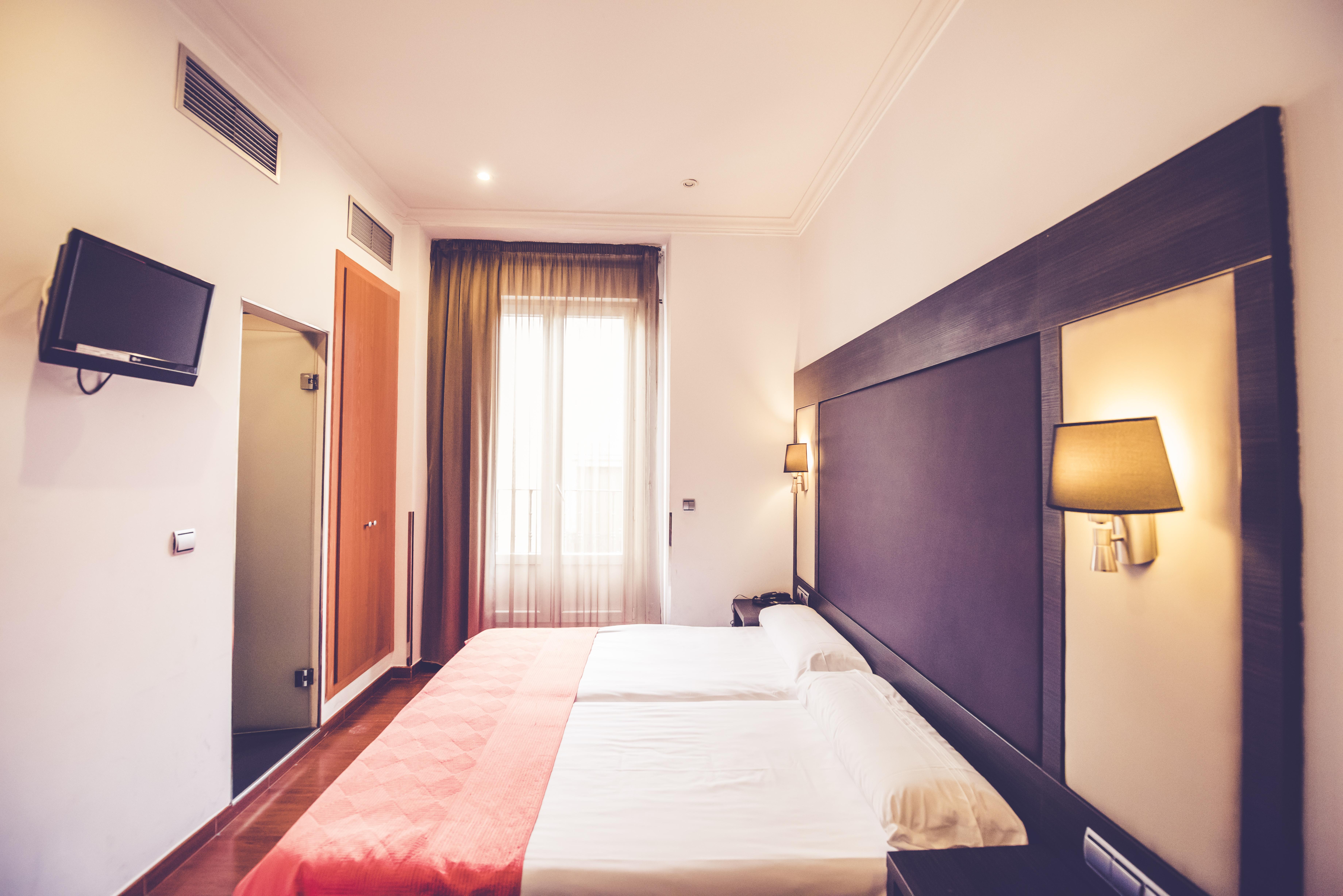 Hostal Sol Los Angeles Madrid Exterior foto