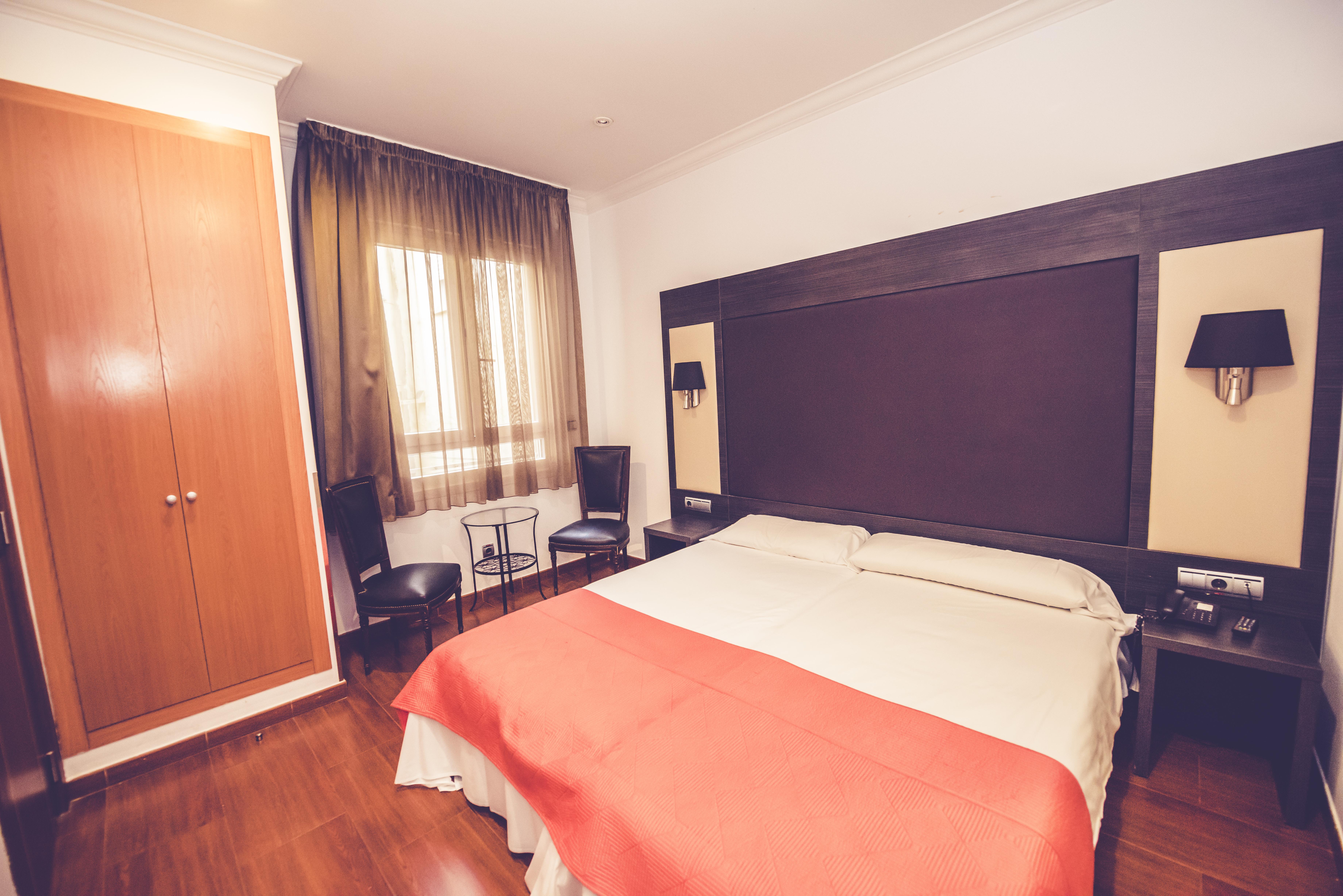 Hostal Sol Los Angeles Madrid Exterior foto